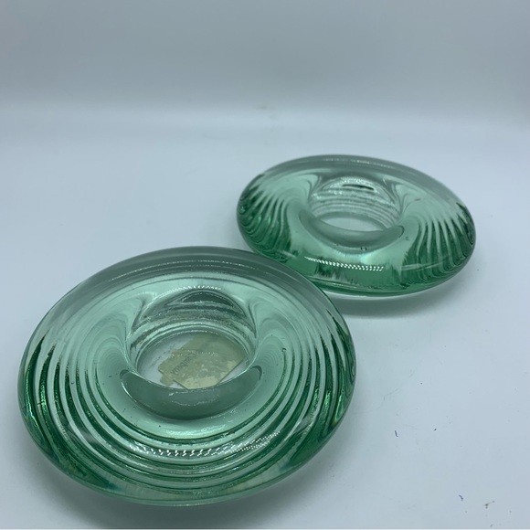 Recycled Glass Made in Couronne, Spain 4.5” x 1” area in center holds tea light - Picture 4 of 6